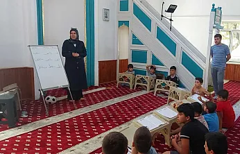 Muğla İl Müftü Yardımcısı Hamide Belgrat'tan Yaz Kur'an Kurslarına Ziyaret