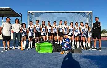 Muğla'nın U14 Kız Hokey takımı Türkiye 5'incisi oldu