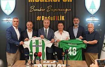 Muğlaspor'da sponsorluk imzaları atıldı