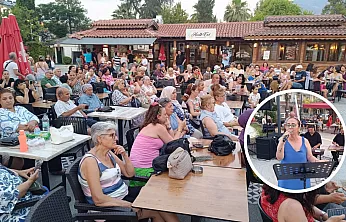 Müzikli Fethiye Akşamları Bahriye Üçok Parkı'nda müzik ziyafeti sundu