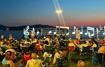 Müzikli Fethiye Akşamları ilk konseriyle vatandaşlarla buluştu