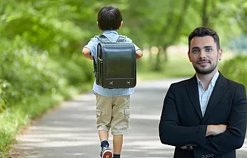 Okula dönüşte çanta uyarısı: Hafif çanta, doğru taşıma ve bol hareket