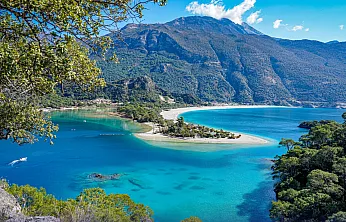 Ölüdeniz'e Gidecekler Dikkat! Fethiye'de Sıcak Hava Etkisini Artırıyor