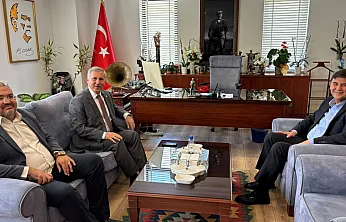 Özdağ'dan Fethiye Belediye Başkanı Karaca'ya geçmiş olsun ziyareti