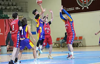 Parkenin genç yıldızları Muğla'da sahnede