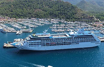 'Regatta' kruvaziyeri Marmaris'e 481 yolcusuyla geldi