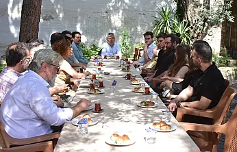 Rektör Prof. Dr. Kaçar, Klasik Diller Yaz Kursu Öğrencileriyle Buluştu