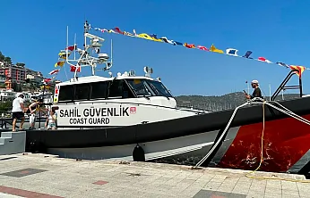 Sahil Güvenlik Botu Kabotaj Bayramı'nın 100. yılında Fethiyelilerle buluştu