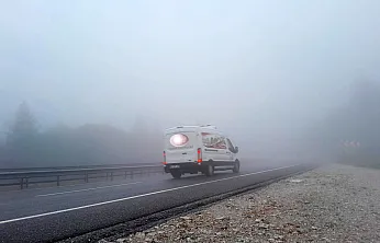 Sakar rampasında yoğun sis: Görüş mesafesi 5 metreye düştü
