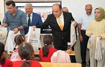 Seydikemer Belediyesi'nden Öğrencilere Kırtasiye Desteği