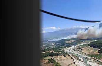 Seydikemer Korubükü'ndeki Orman Yangınına Güçlü Müdahale: 6 Helikopter ve 1 Uçak Görevde
