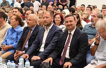 Torunoğulları'ndan AK Parti'nin 25. Yılına Vurgu: 'Birlikte Yazılan 25 Yıllık Bir Hikaye'