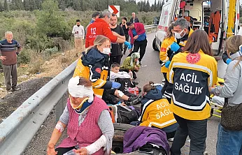 Trafik kazası: Ölü ve yaralılar var