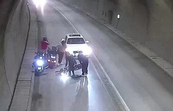 Tünelde motosikletten düşüp metrelerce sürüklendi
