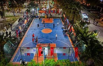 Turgutreis'te basketbol şöleni başladı