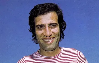 Türk Sinemasının Efsanesi Kemal Sunal'ı Kaybedeli 26 Yıl Oldu