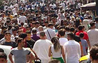 Türkiye'nin nüfusu 1 Temmuz itibarıyla 86 milyon 320 bin 602 kişi oldu