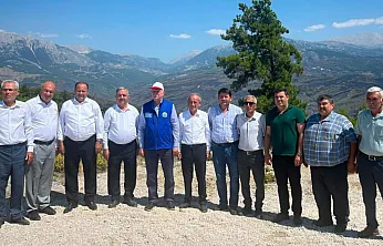 TZOB Genel Başkanı Bayraktar, Seydikemer'deki yangın bölgesinde incelemelerde bulundu