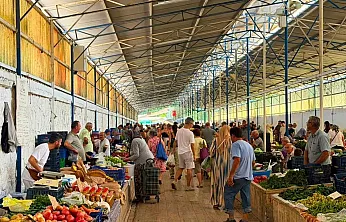 Üreticiden tüketiciye: Fethiye Cuma Pazar'ında fiyatlar
