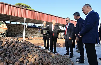 Vali Akbıyık, künar üreticilerinin taleplerini dinledi