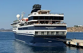 'Vidanta World's Elegant' kruvaziyeri 119 yolcuyla Bodrum'a geldi