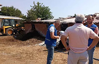 Yangında 500 Balya Kül Oldu Büyükşehir Üreticinin Yardımına Koştu