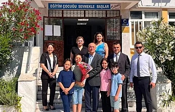 Yatağan'daki okullarda karne heyecanı yaşandı