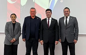 Yeni Parti Muğla'da iki adaylı seçim öncesi kongre yapıldı