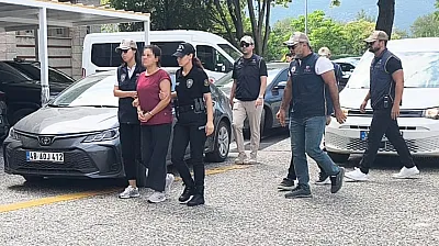 FETÖ'cü Burkay Karatepe'nin ablası tutuklandı