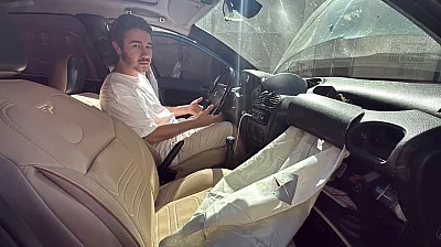 Rögar kapağı nedeniyle alın teriyle aldığı aracının airbagleri patladı