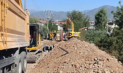 Fethiye Osman Yakalıoğlu Sokak'ta Yağmur Suyu Altyapı Çalışması