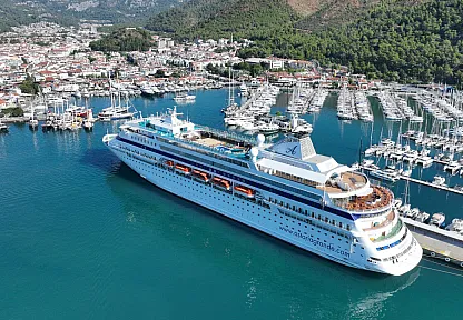 'Astoria Grande' kruvaziyeri Marmaris'e 368 turist getirdi