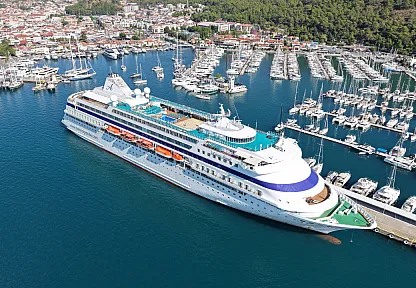 'Astoria Grande' kruvaziyeri Marmaris'e 447 turist getirdi