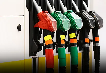 Benzine 4,30 TL indirim bekleniyor! Tabelalar ne zaman değişecek?