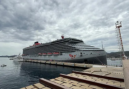 Bodrum'a 2 bin 560 yolcuyla geldi