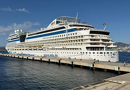 Bodrum'a 'AIDAblu' kruvaziyeriyle 2 bin 243 turist geldi