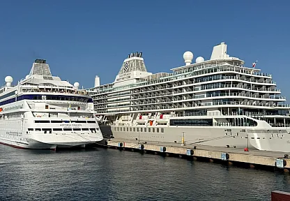 Bodrum'a iki kruvaziyerle 957 turist geldi