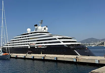 Bodrum'a 'Scenic Eclipse 2' kruvaziyeriyle 218 turist geldi
