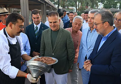 Bodrum sahilinde Çorum lezzetleri şöleni yaşandı