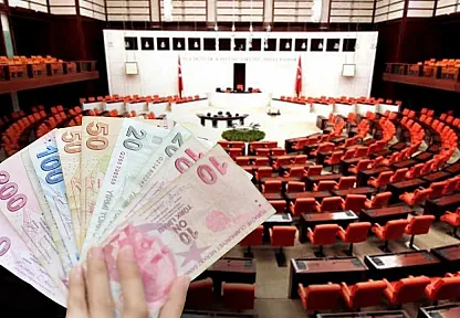 Emekli maaşı asgari ücrete çıkarılacak mı? Meclis'te karar verildi