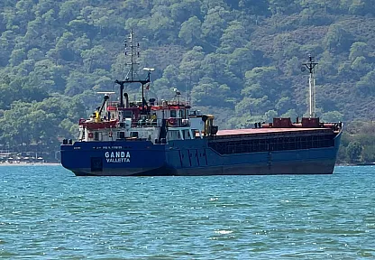 Fethiye Körfezi'ne 80 Metrelik Yük Gemisi Demirledi