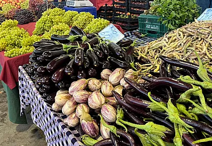 Fethiye Patlangıç Pazarı'nda hafta sonu hareketliliği: İşte meyve sebze fiyatları