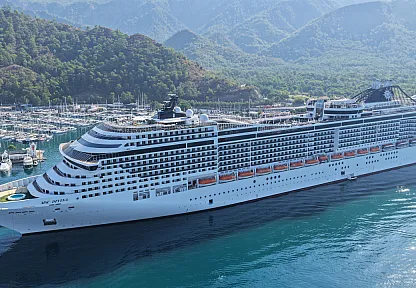 'MSC Divina' kruvaziyeri Marmaris'e 4 bin 63 turist getirdi