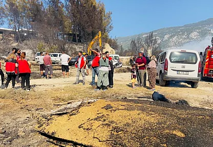 Seydikemer'de yangından etkilenen üreticiler yalnız bırakılmıyor