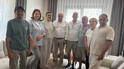AK Parti Muğla Milletvekili Yakup Otgöz, TOKİ sakinleriyle bir araya geldi