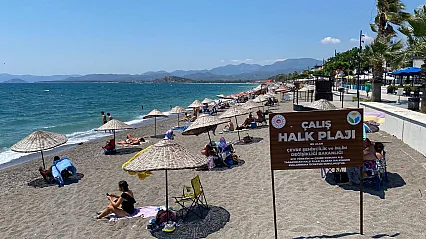 Fethiye Çalış Sahili'nde Hafta Sonu Yoğunluğu