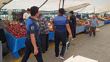 Fethiye Cuma Pazarı'nda terazi denetimi yapıldı