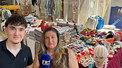 Fethiye pazarlarında tekstilin yanında kadın emeğini de yaşatıyor