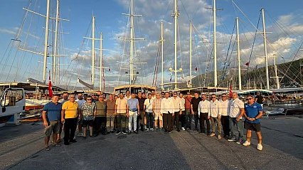 İlkay Tugay seçim öncesi sahaya indi: Fethiye'de üyelerle bir araya geldi