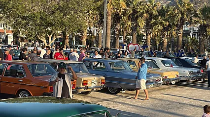 İstanbul Klasik Otomobilciler Derneği Bodrum'da sezona veda konvoyu düzenledi